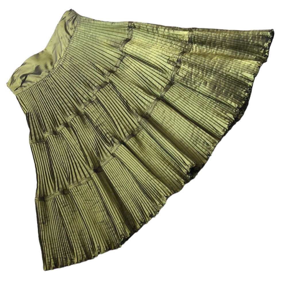 In Wear | Vintage Green Taffeta Accordion Skirt